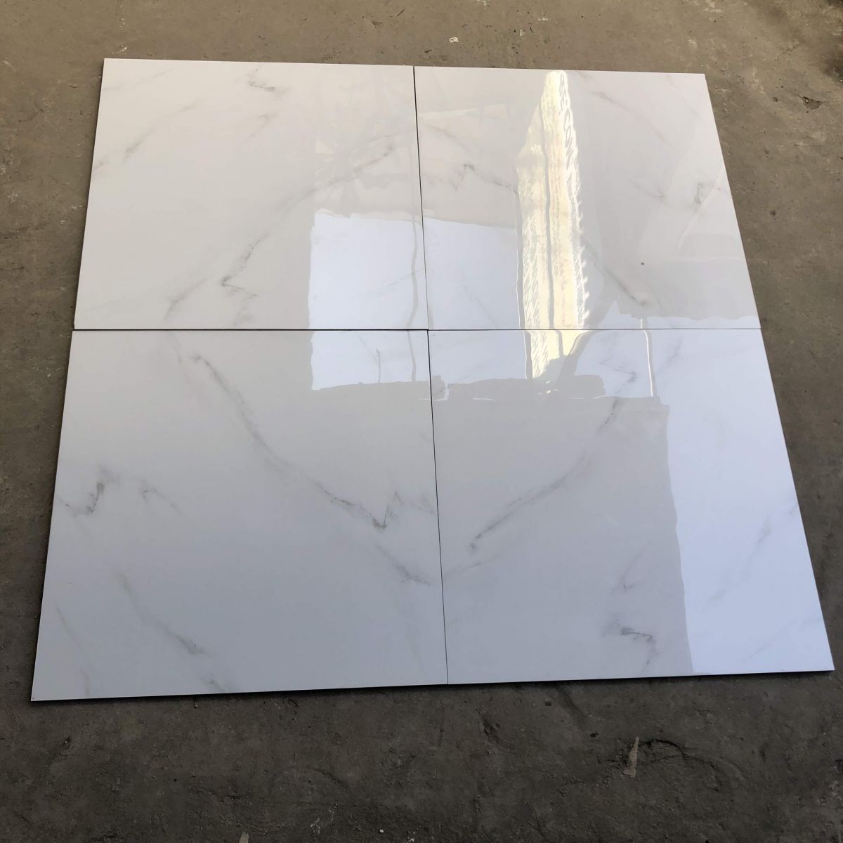 gach-60x60-gia-re