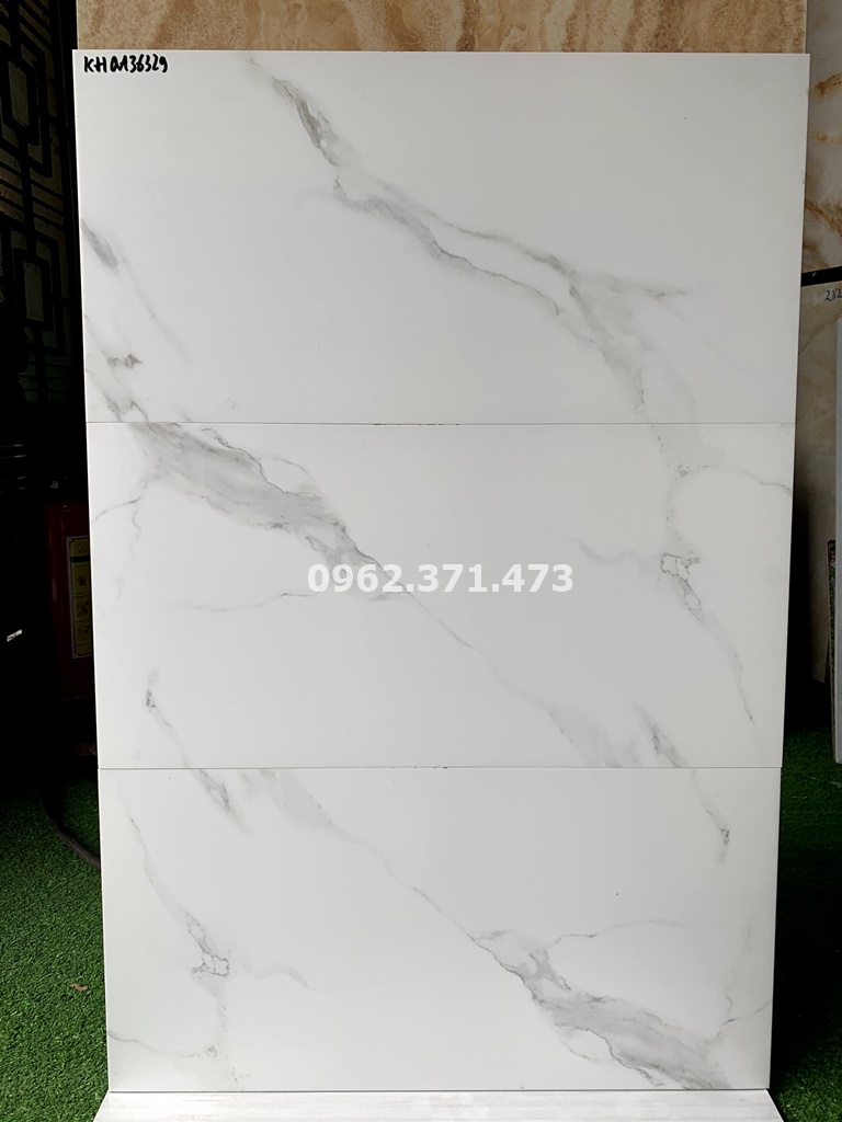 gạch đ&aacute; mờ 30x60 v&acirc;n m&acirc;y ngẫu nhi&ecirc;n